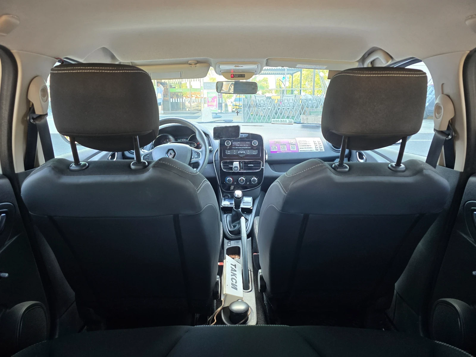 Renault Clio 1.5, снимка 10 - Автомобили и джипове - 55890120