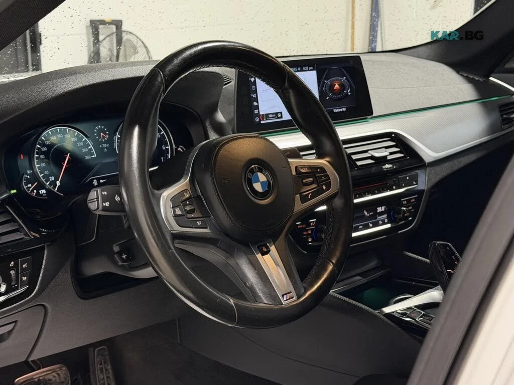 BMW 530 M* xDrive* , снимка 6 - Автомобили и джипове - 56084200