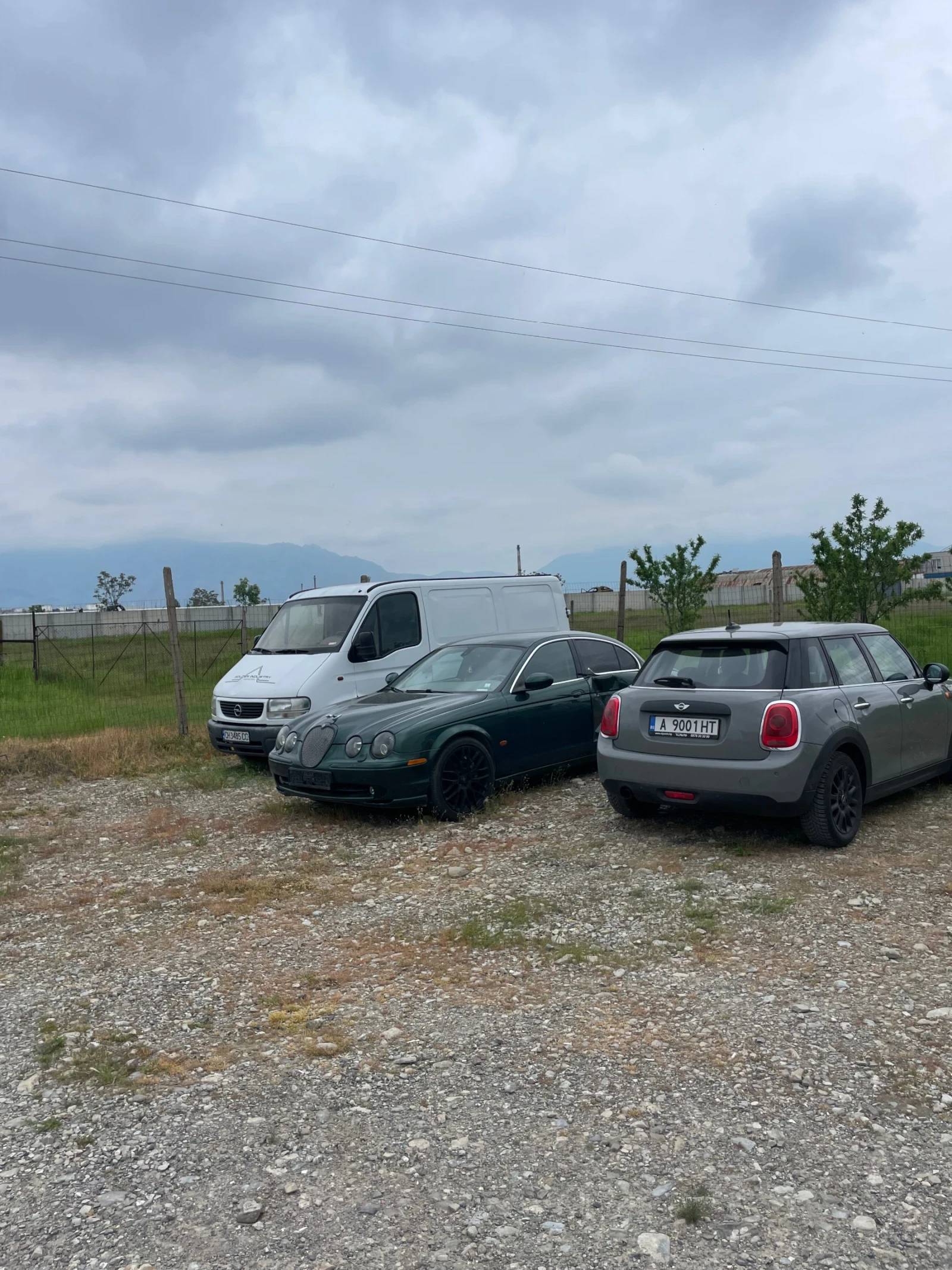 Mini One One, снимка 2 - Автомобили и джипове - 56236101