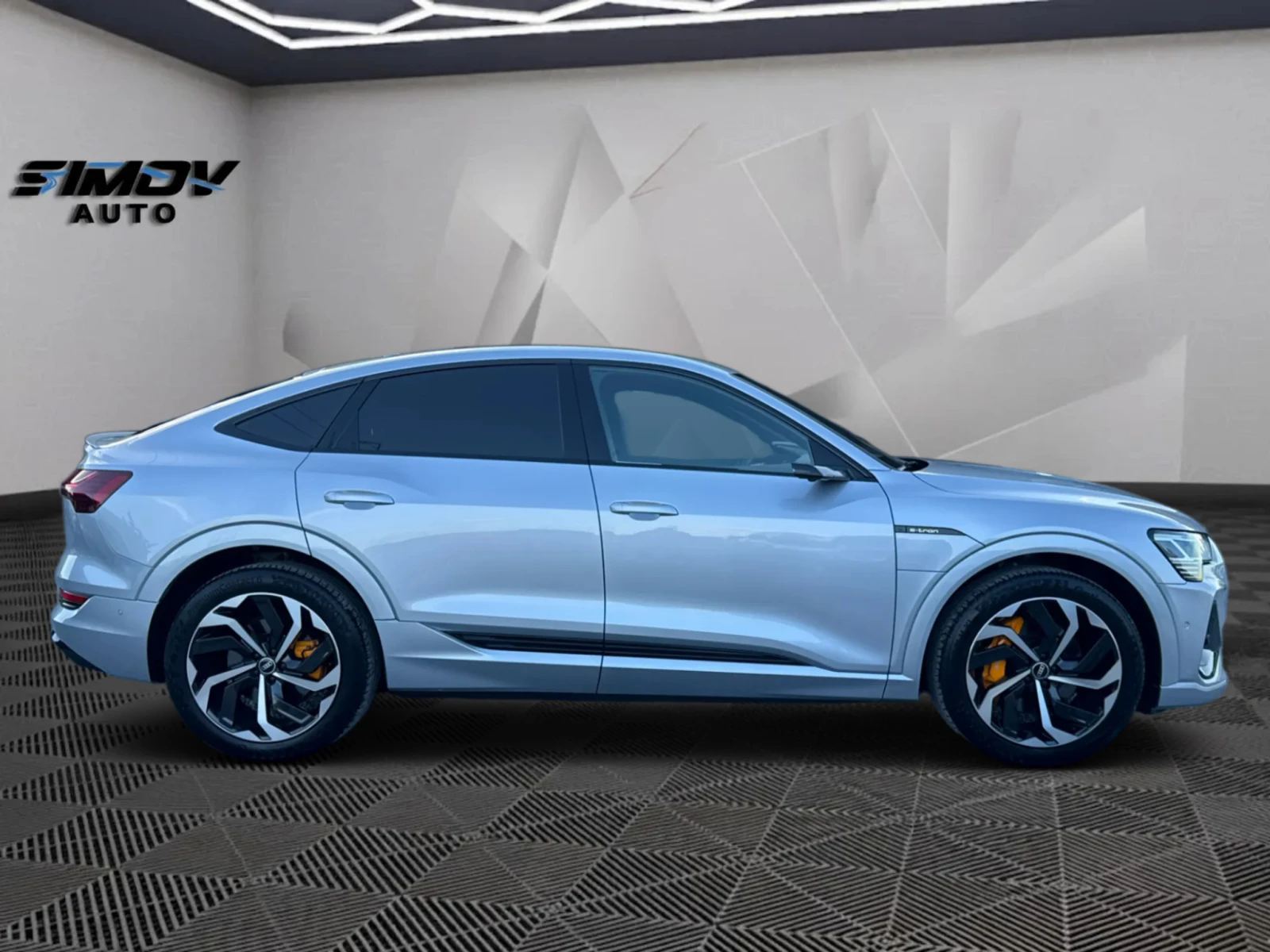 Audi E-Tron 55 SPORTBACK S-LINE HEAD-UP ВАКУУМ ПАНОРАМА ОБДУХВ, снимка 5 - Автомобили и джипове - 56259819