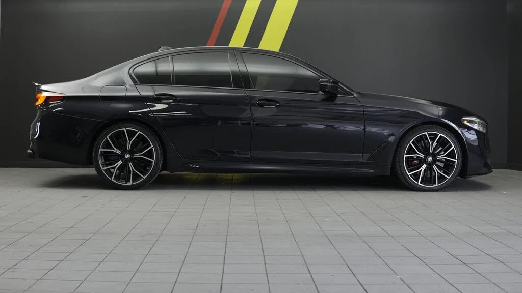 BMW 540 Xdrive* КОЖА* ОБДУХВ* КАМЕРИ* ДИСТРОНИ, снимка 6 - Автомобили и джипове - 56301369