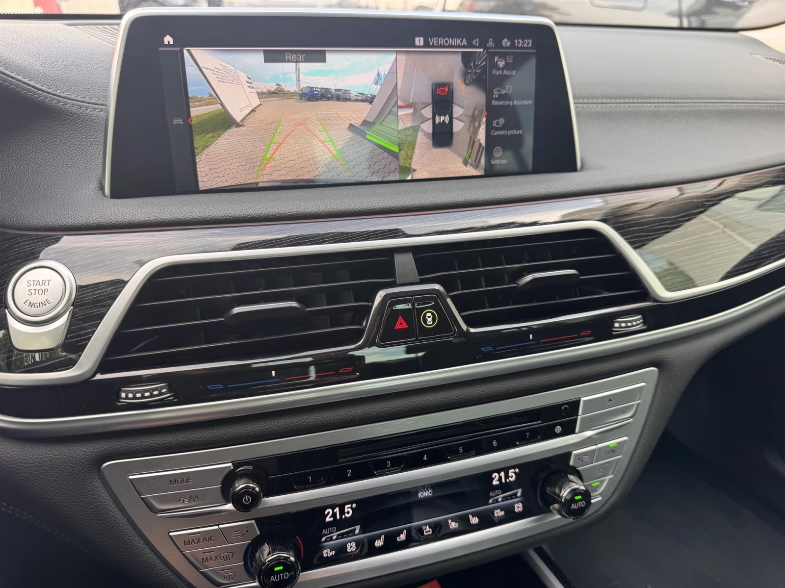 BMW 740 xDrive, снимка 9 - Автомобили и джипове - 56532371
