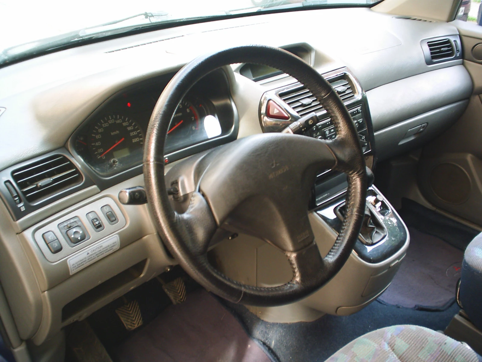 Mitsubishi Space runner 2.4 16V 150k.c. | Mobile.bg � ����������� 9