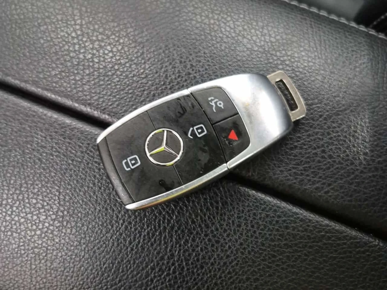 Mercedes-Benz C 300 * 4matic Sedan * CARFAX * ����� �� ����������� | Mobile.bg � ����������� 8