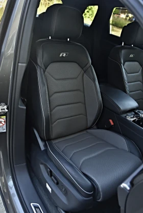 VW Touareg 50 TDI R-LINE* IQ HD MATRIX* HEAD UP* DYNAUDIO* PA, снимка 14