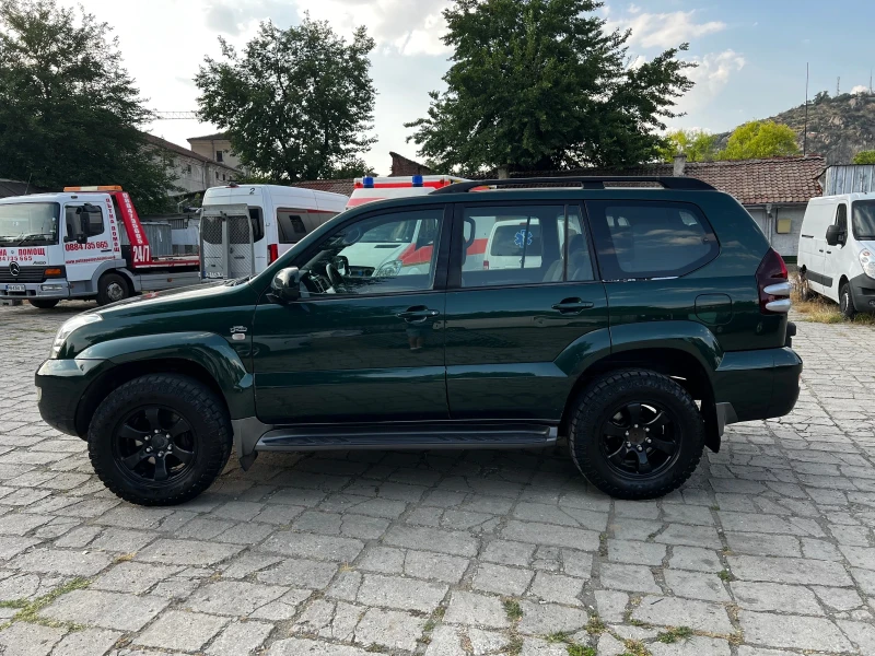 Toyota Land cruiser 3.0D4D* 8МЕСТА* VSC* АВТОПИЛОТ* ПРУЖИНИ* ОБСЛУЖЕНА, снимка 2 - Автомобили и джипове - 51086700
