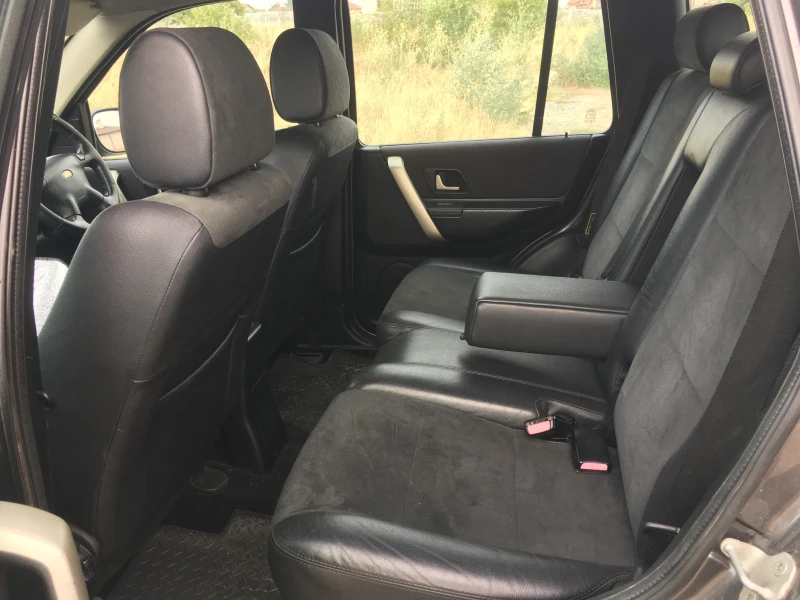 Land Rover Freelander, снимка 7 - Автомобили и джипове - 52362567