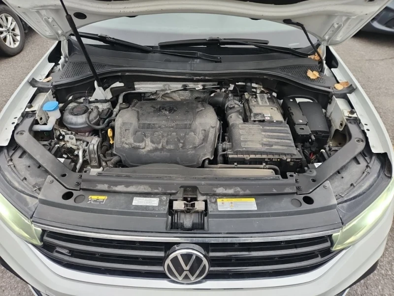 VW Tiguan R-line* Black Edition* Пано* Подгрев* Камера, снимка 13 - Автомобили и джипове - 52317720