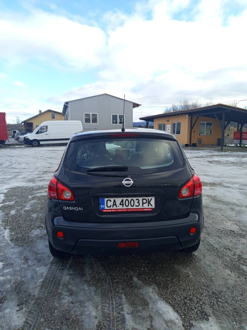 Nissan Qashqai, снимка 7 - Автомобили и джипове - 53114107