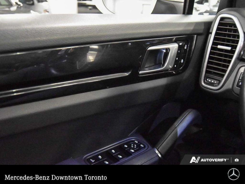 Porsche Cayenne Matrix * Premium+ * ФИКСИРАНА ЦЕНА ДО БГ * CARFAX, снимка 10 - Автомобили и джипове - 53273423