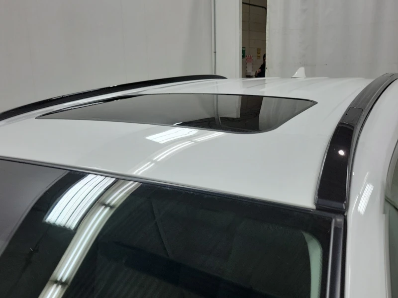 Toyota Rav4 XLE CARFAX * * АВТО КРЕДИТ * * , снимка 3 - Автомобили и джипове - 53363167