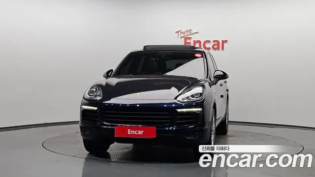 Porsche Cayenne 3.0 Diesel, снимка 2 - Автомобили и джипове - 54753823