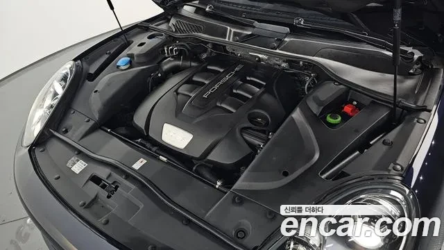 Porsche Cayenne 3.0 Diesel, снимка 13 - Автомобили и джипове - 54753823