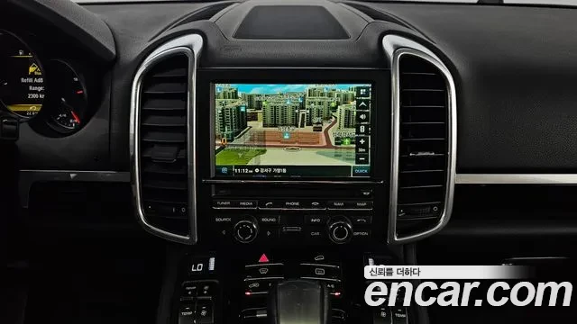 Porsche Cayenne 3.0 Diesel, снимка 8 - Автомобили и джипове - 54753823
