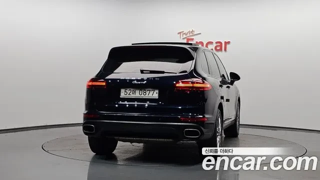 Porsche Cayenne 3.0 Diesel, снимка 4 - Автомобили и джипове - 54753823