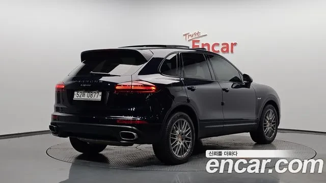 Porsche Cayenne 3.0 Diesel, снимка 3 - Автомобили и джипове - 54753823