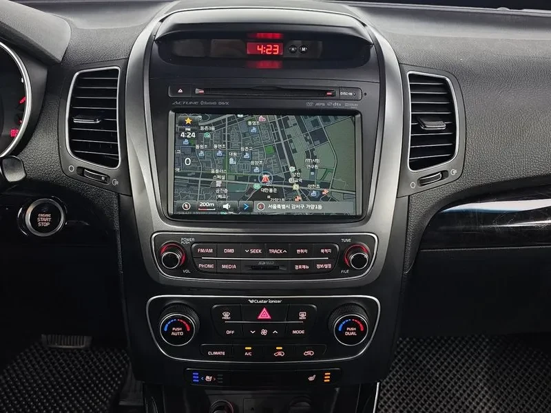 Kia Sorento 2.0 4WD  | Mobile.bg � ����������� 14