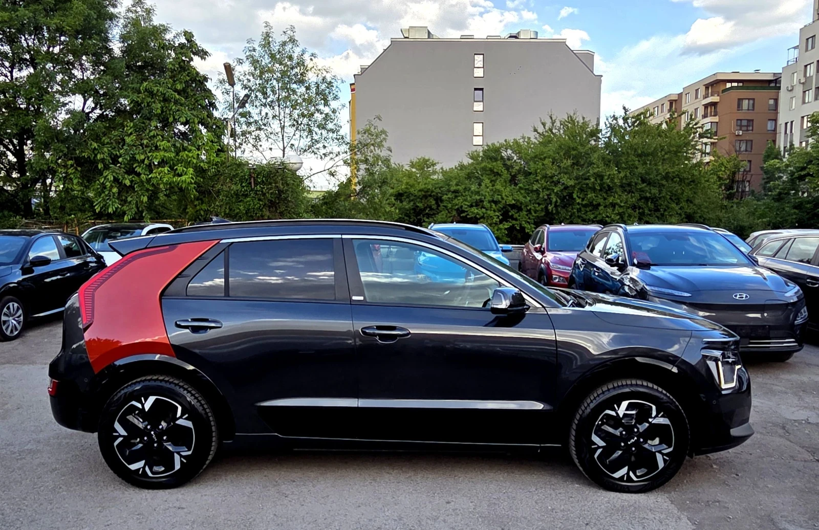 Kia Niro 64KWh/ЗАВЕРЕНА ГАРАНЦИЯ В БЪЛГАРИЯ - изображение 2