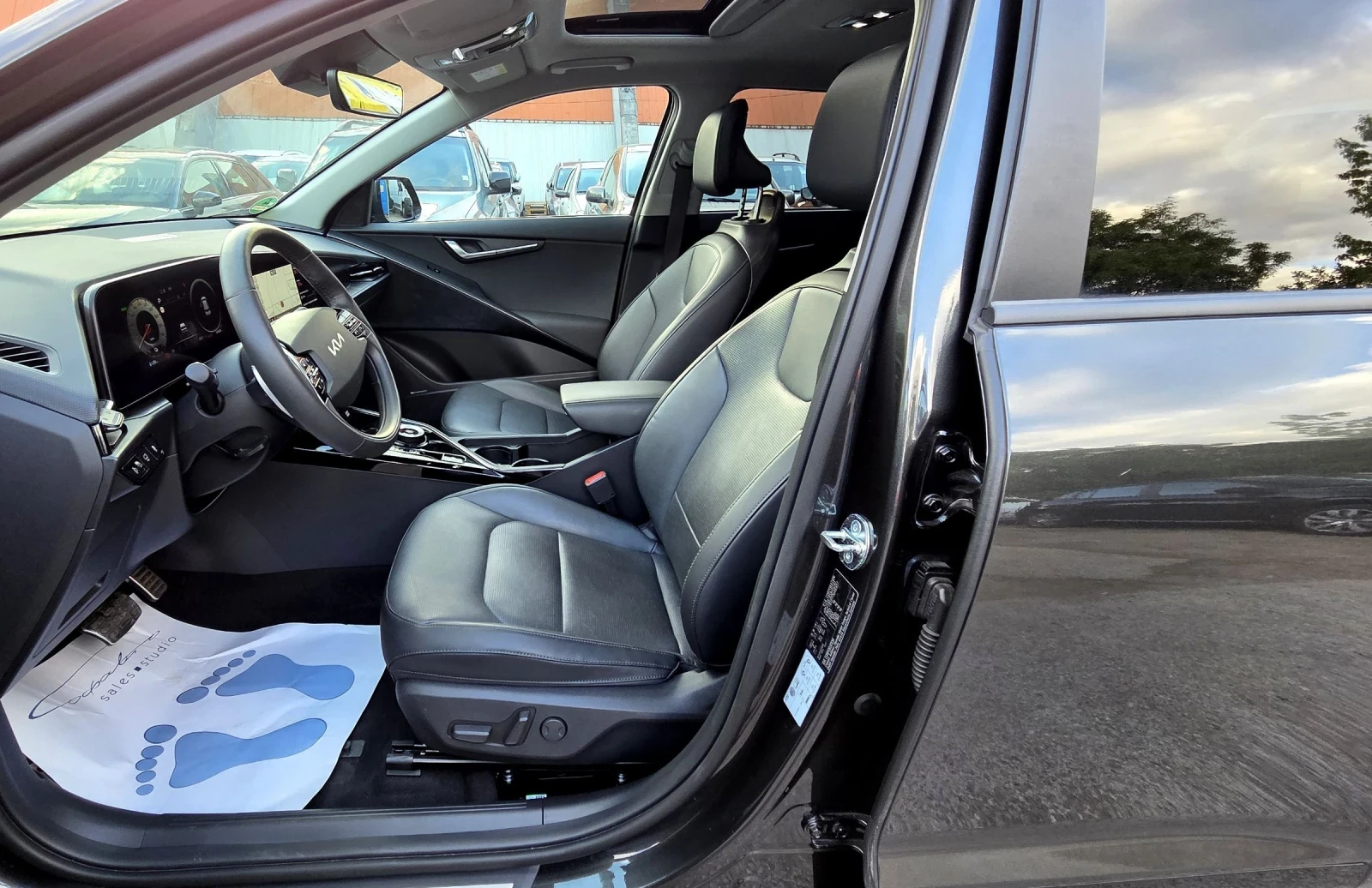 Kia Niro 64KWh/ЗАВЕРЕНА ГАРАНЦИЯ В БЪЛГАРИЯ - изображение 7