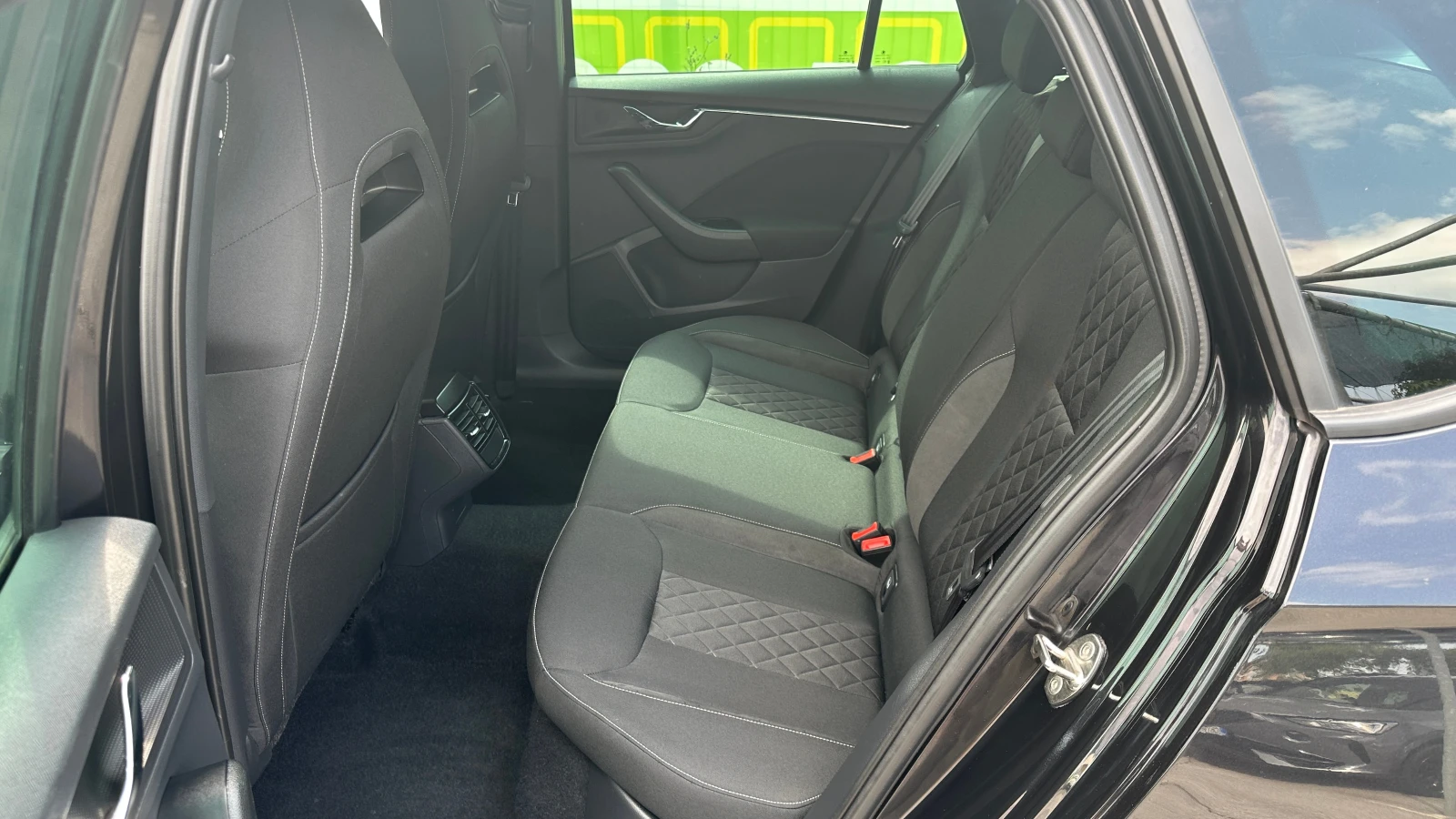 Skoda Kamiq Style Scout Line 1.5 TSI Automatic - изображение 9
