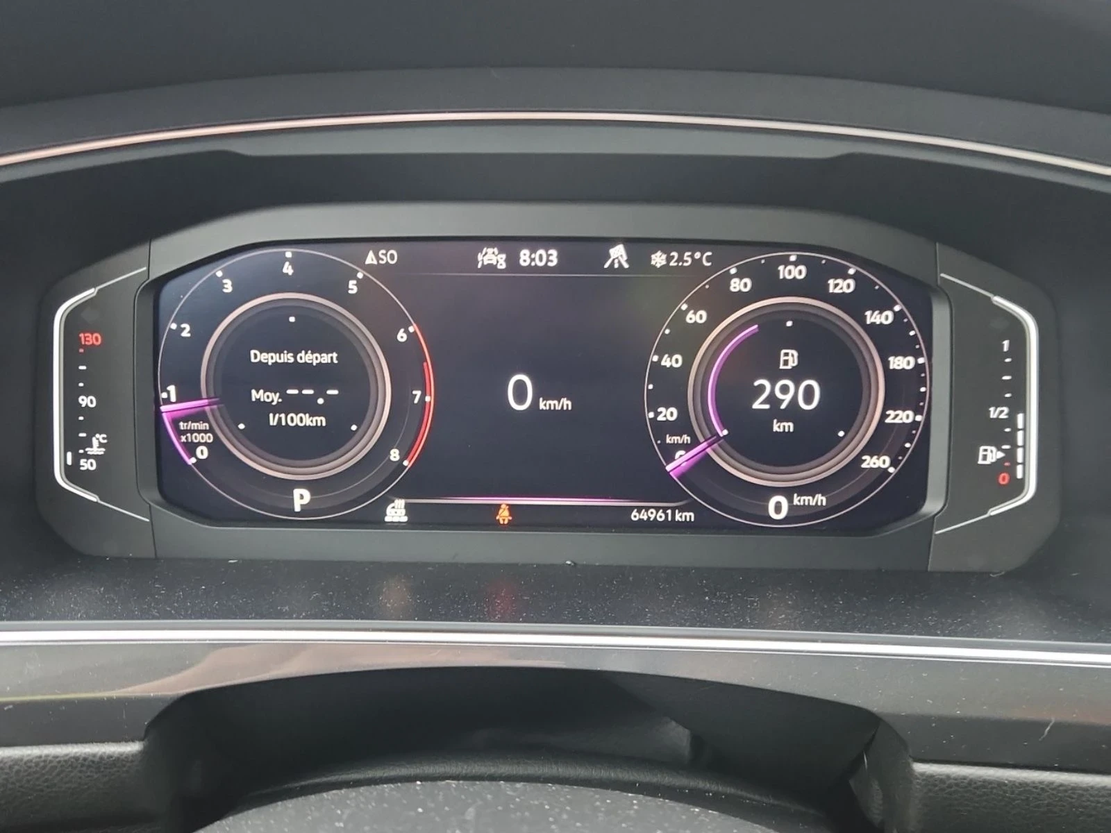 VW Tiguan R-line* Black Edition* Пано* Подгрев* Камера - изображение 8