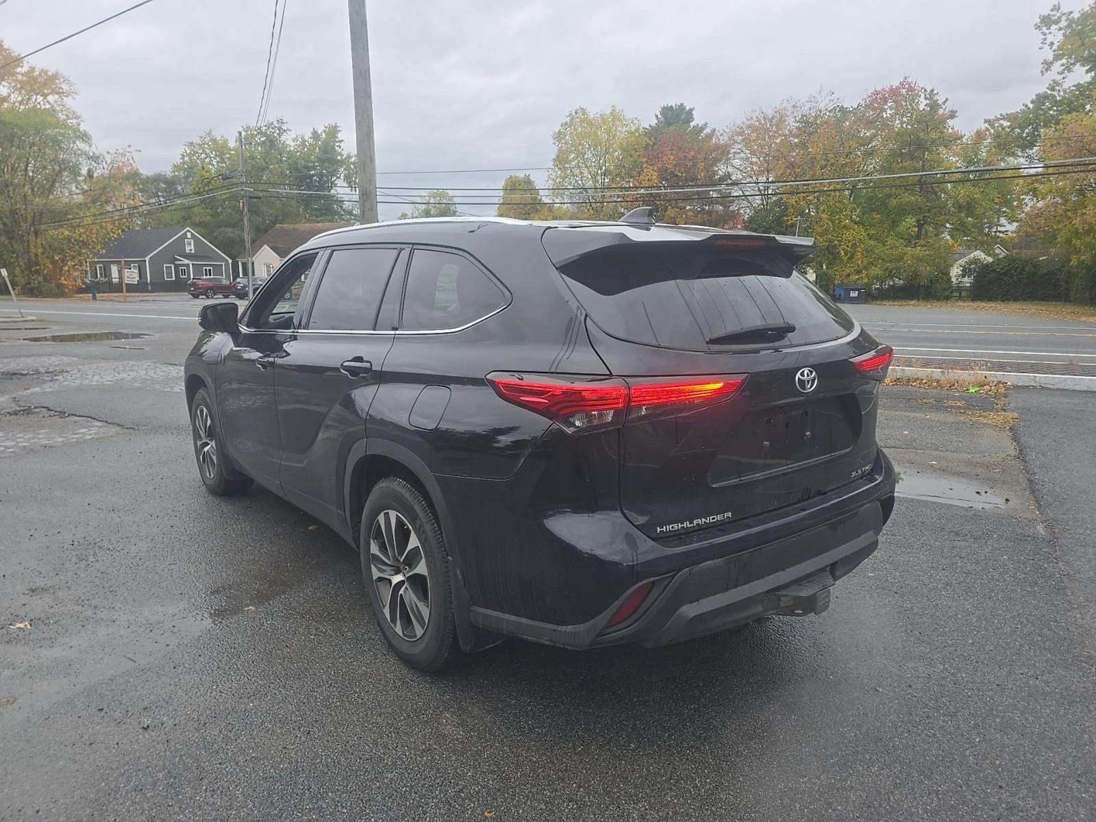 Toyota Highlander XLE AWD - изображение 2