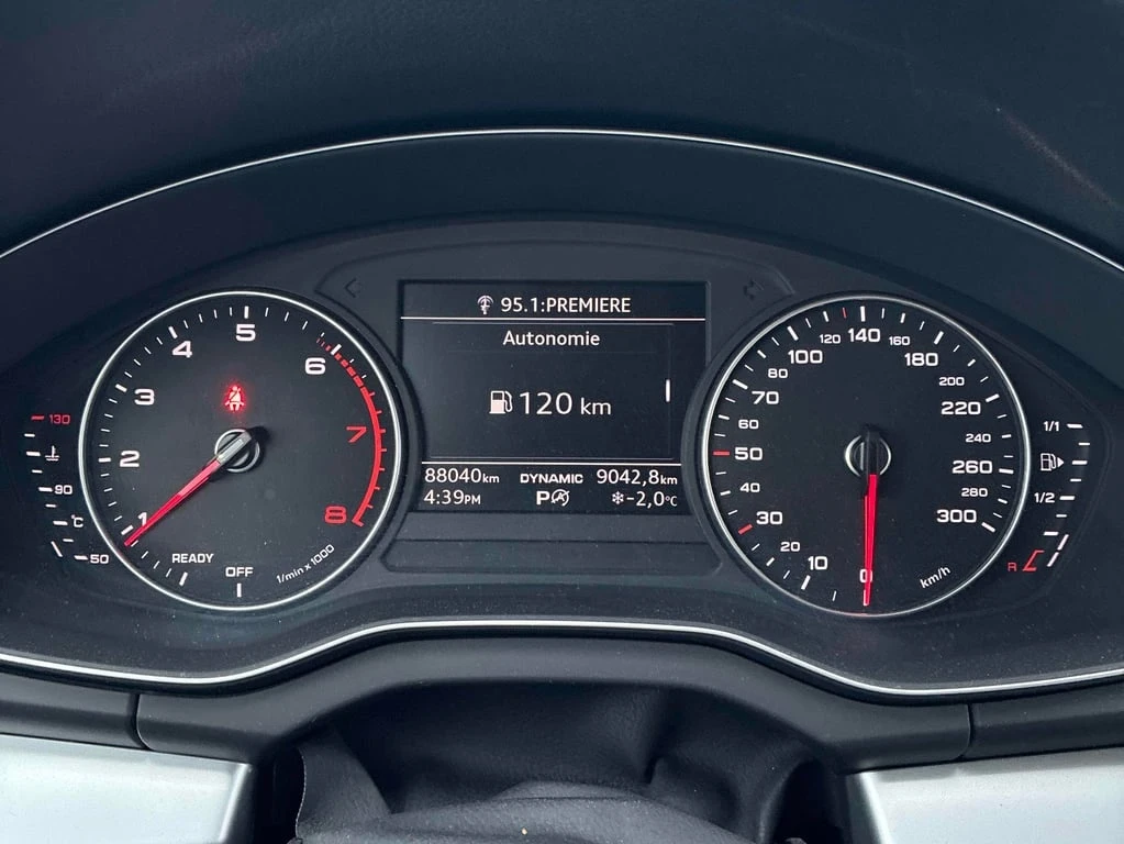 Audi Q5 * Komfort * CARFAX * БЕЗ ПЪРВОНАЧАЛНА ВНОСКА - изображение 8