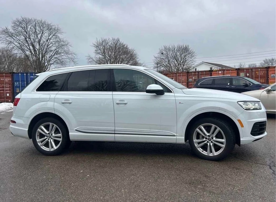 Audi Q7 * quattro 4dr 3.0T Technik * CARFAX * БЕЗ ПЪРВОНАЧ - изображение 3