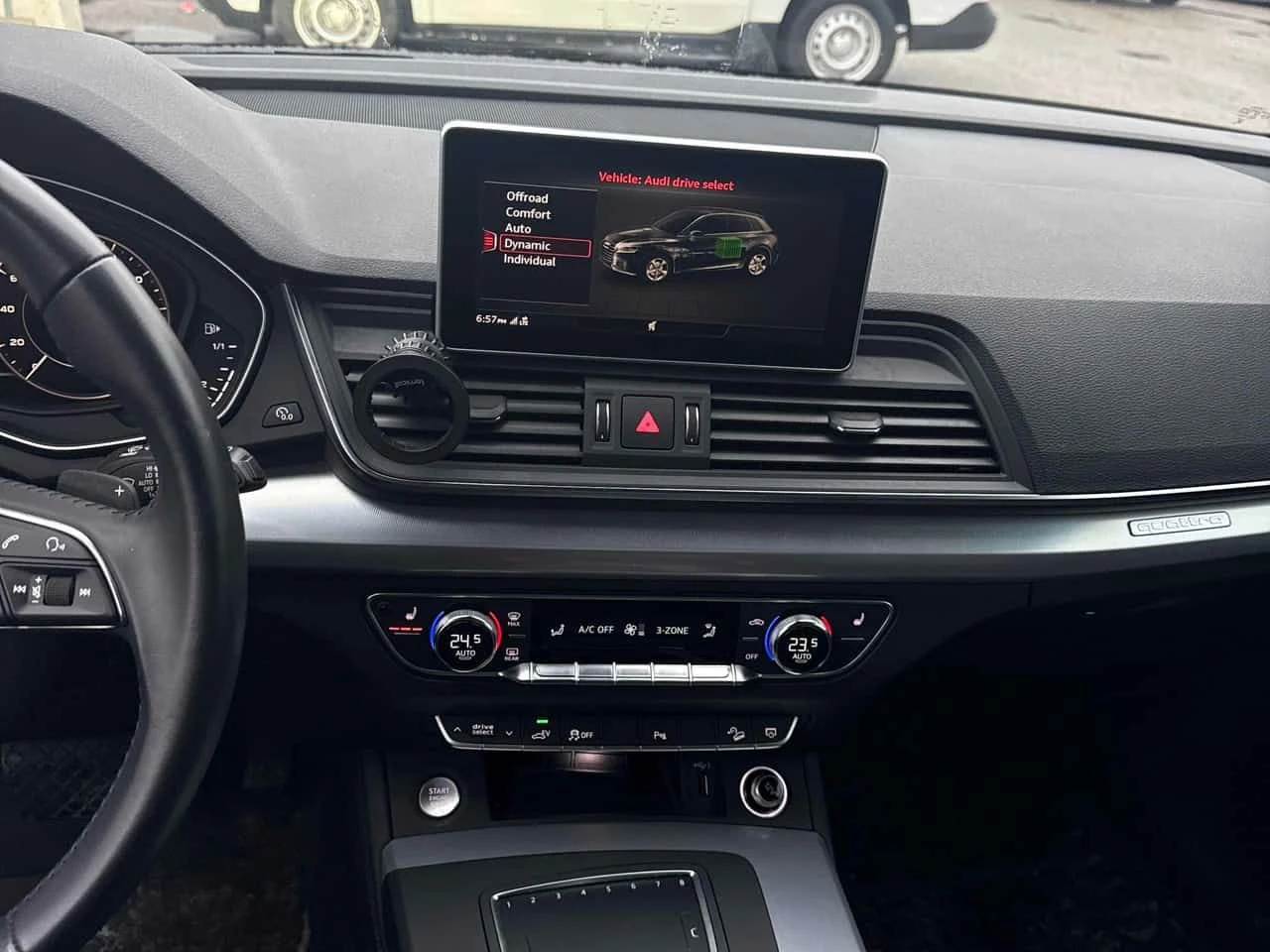 Audi Q5 * PROGRESSIV * ПОДГРЕВ * ПАНОРАМА * 360  , снимка 9 - Автомобили и джипове - 53846904