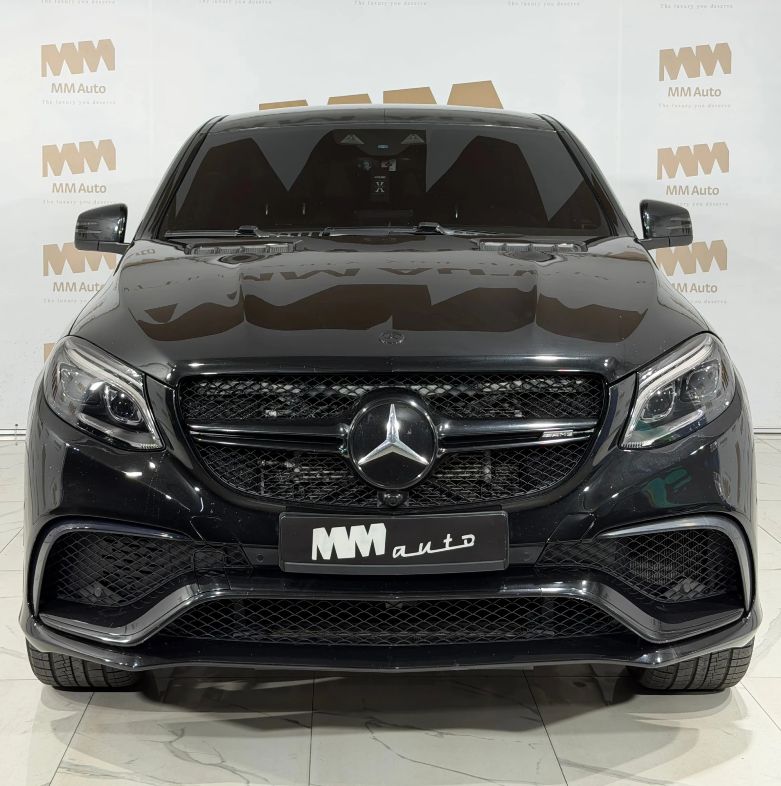 Mercedes-Benz GLE 63 S AMG Coupe* Carbon* Pano* Massage* Performance, снимка 4 - Автомобили и джипове - 53970436