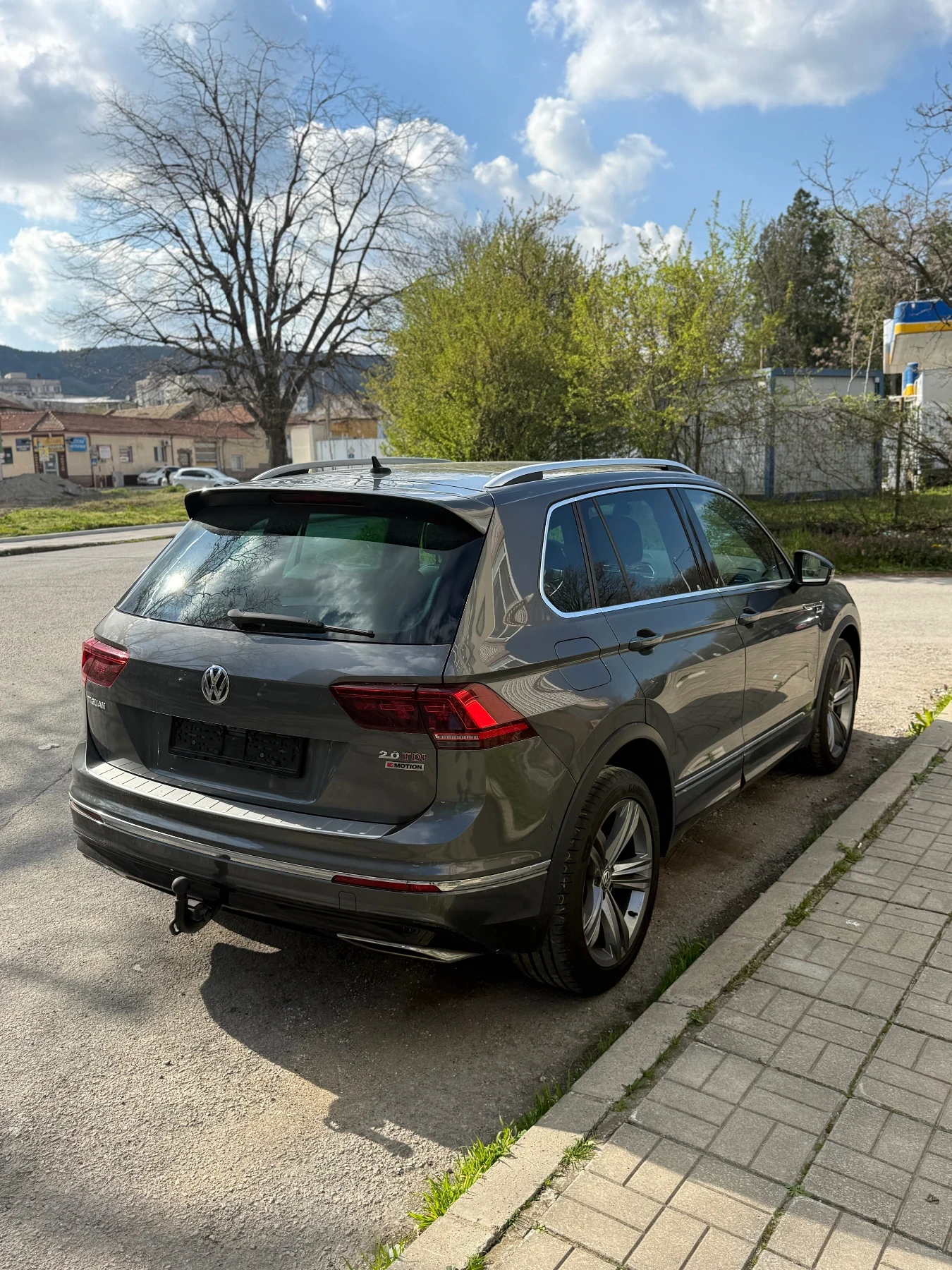 VW Tiguan BiTDI/3xRline, снимка 6 - Автомобили и джипове - 54237850