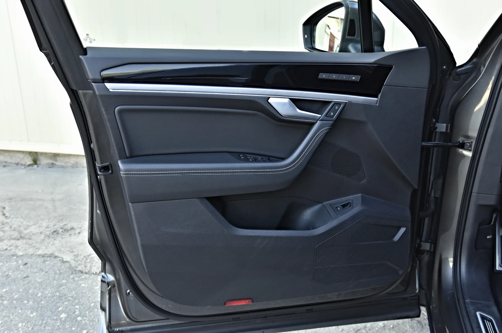 VW Touareg 50 TDI R-LINE* IQ HD MATRIX* HEAD UP* DYNAUDIO* PA | Mobile.bg � ����������� 15