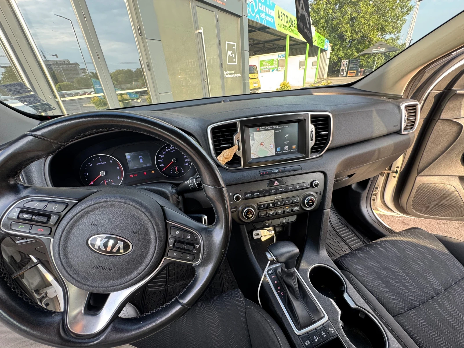 Kia Sportage, снимка 4 - Автомобили и джипове - 55899679