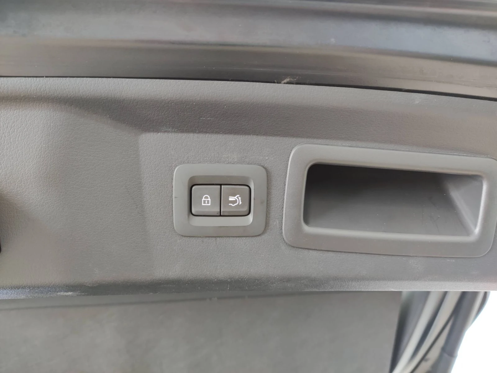 Mazda CX-60 2.5 e Syactiv PHEV, снимка 6 - Автомобили и джипове - 55952772