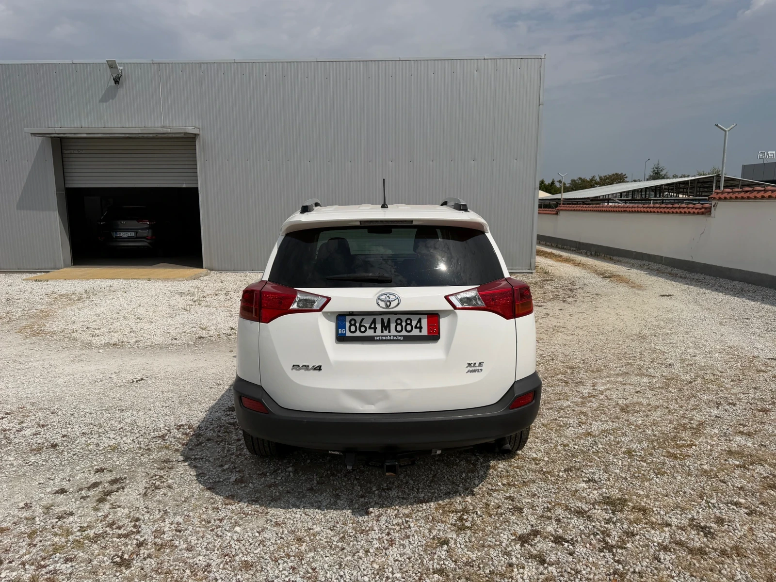 Toyota Rav4 XLE, снимка 3 - Автомобили и джипове - 56087091