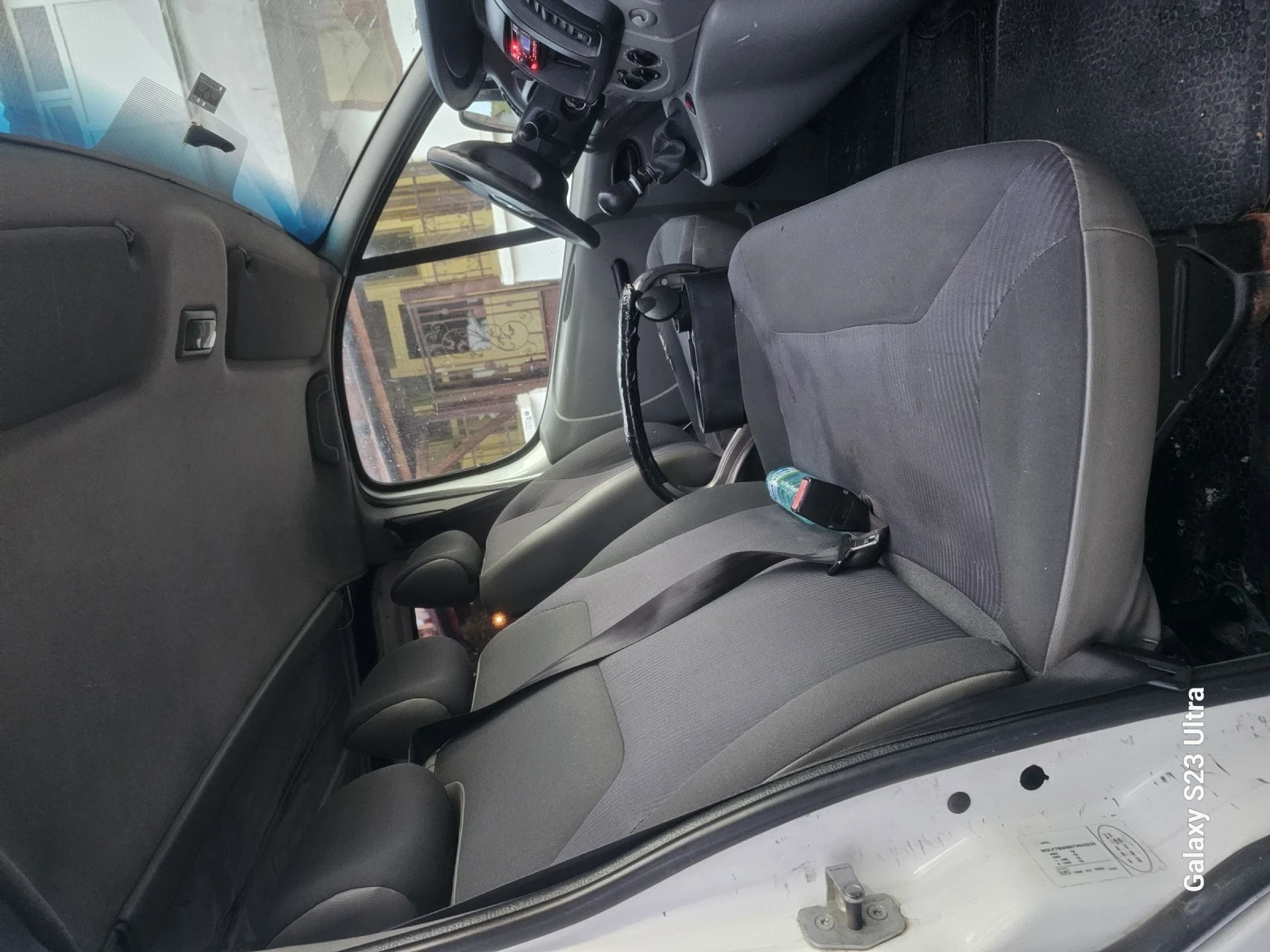 Opel Vivaro 1, 9DTI - изображение 8