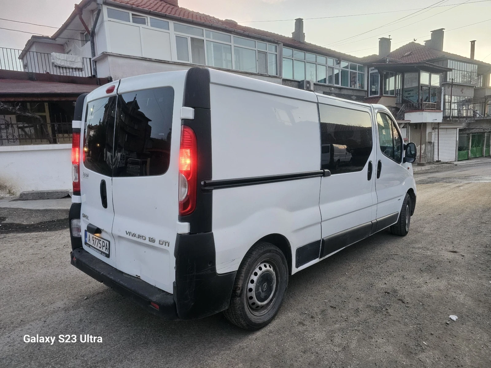 Opel Vivaro 1, 9DTI - изображение 6