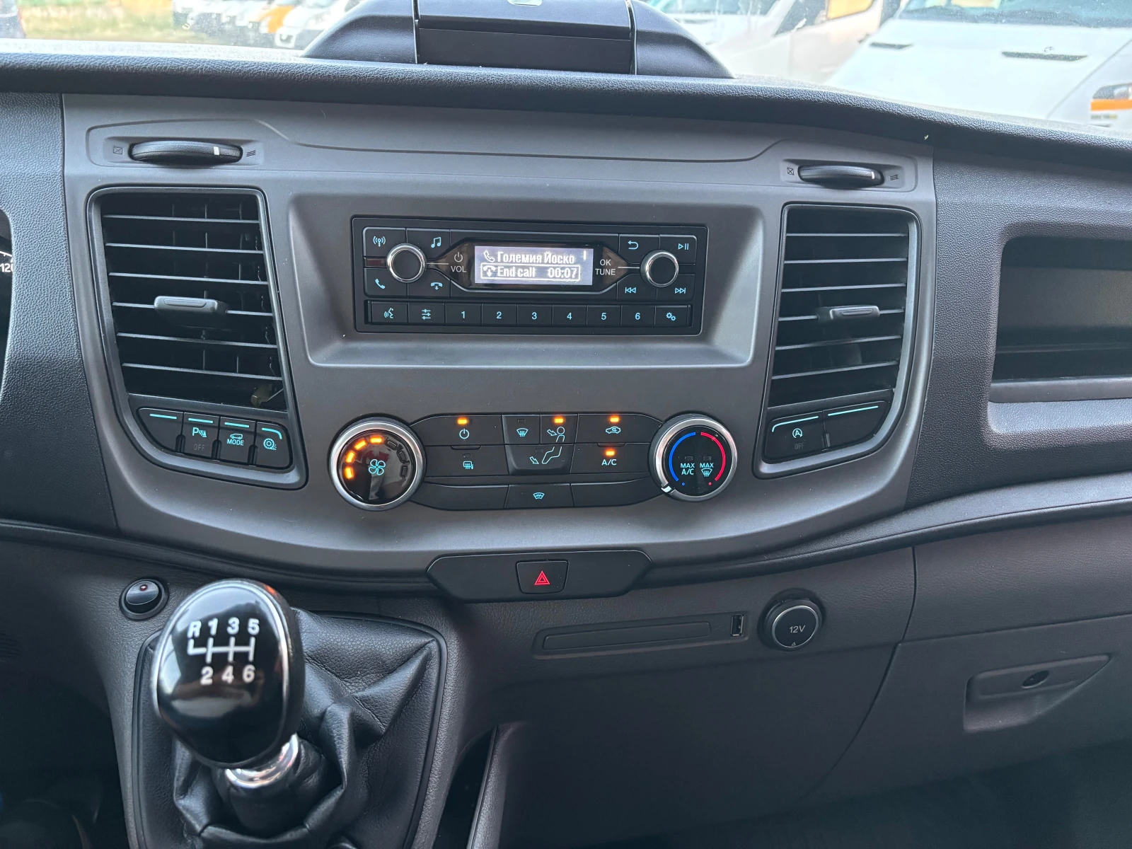 Ford Transit Custom ДЪЛГА БАЗА ОТЛИЧЕН - изображение 9