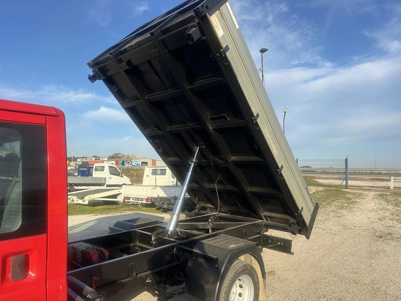 Ford Transit тристранен самосвал - изображение 8