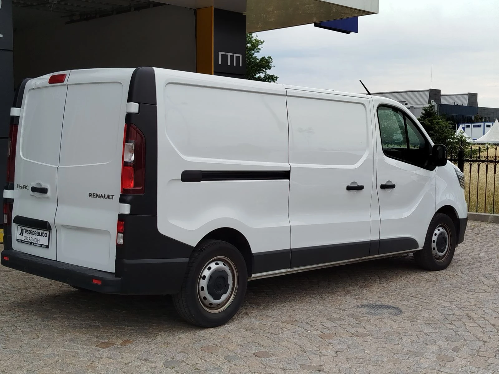 Renault Trafic 2.0 dCi/110 �.�/Life | Mobile.bg � ����������� 5
