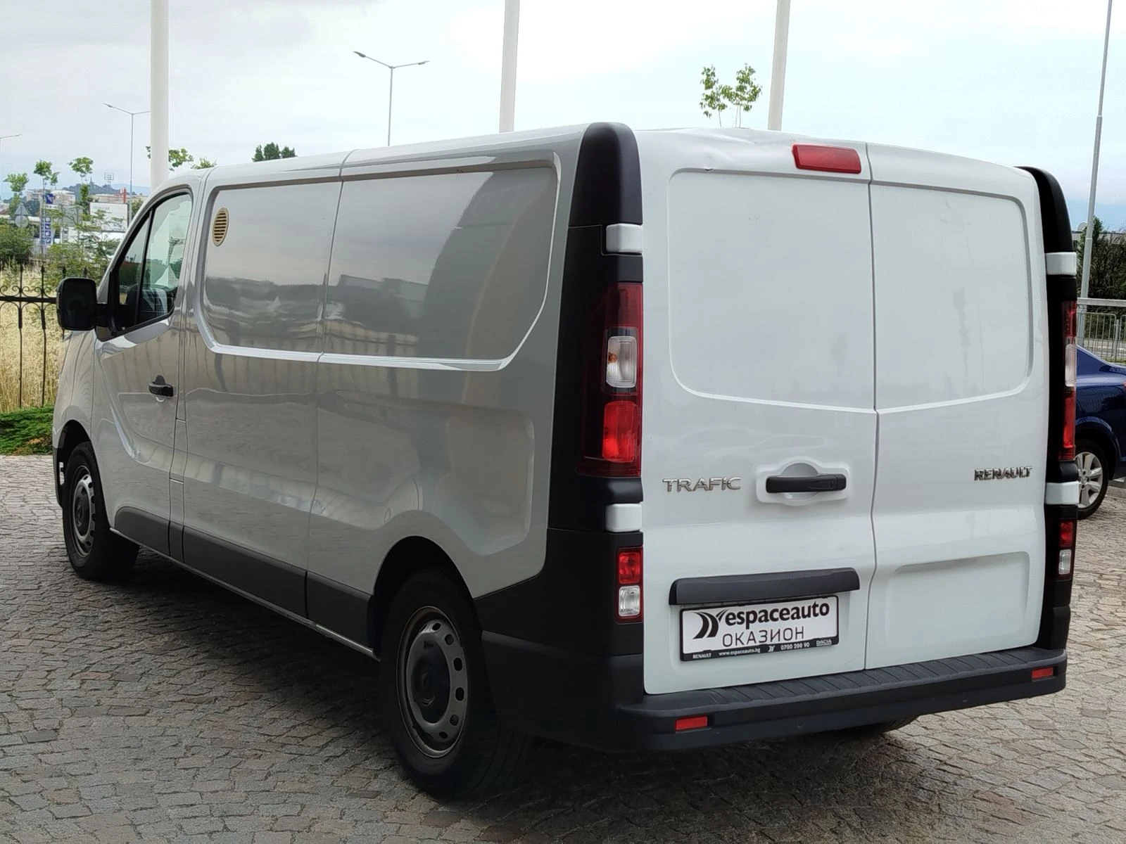 Renault Trafic 2.0 dCi/110 �.�/Life | Mobile.bg � ����������� 7