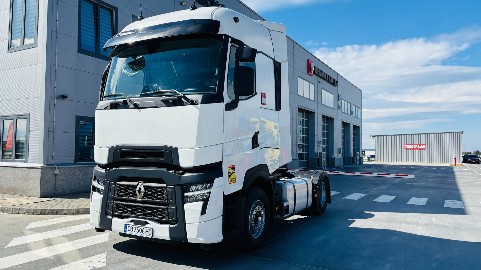 Renault T * ЛИЗИНГ НА НОВИ ФИРМИ* , снимка 1