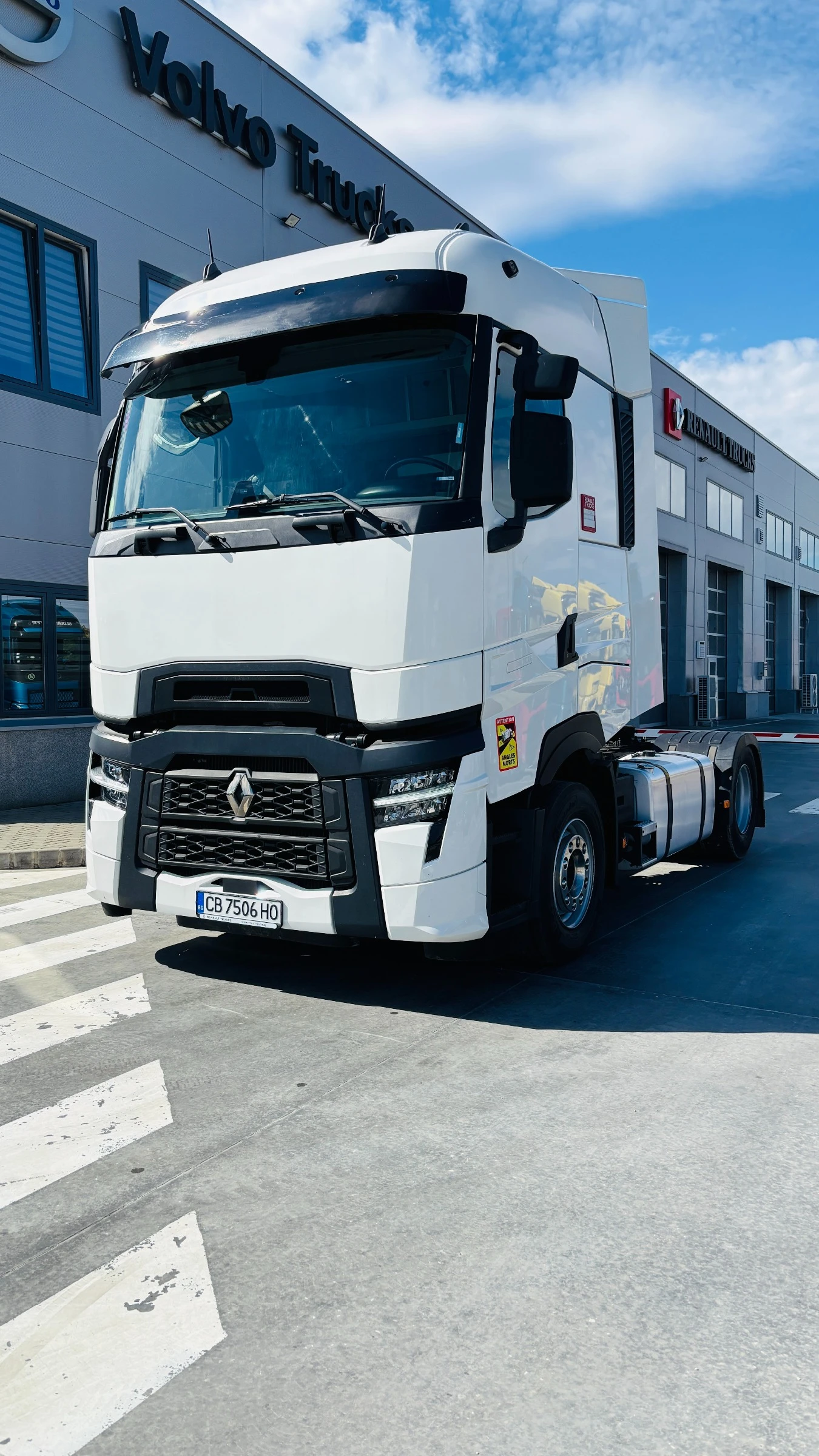 Renault T * ЛИЗИНГ НА НОВИ ФИРМИ*  - изображение 3