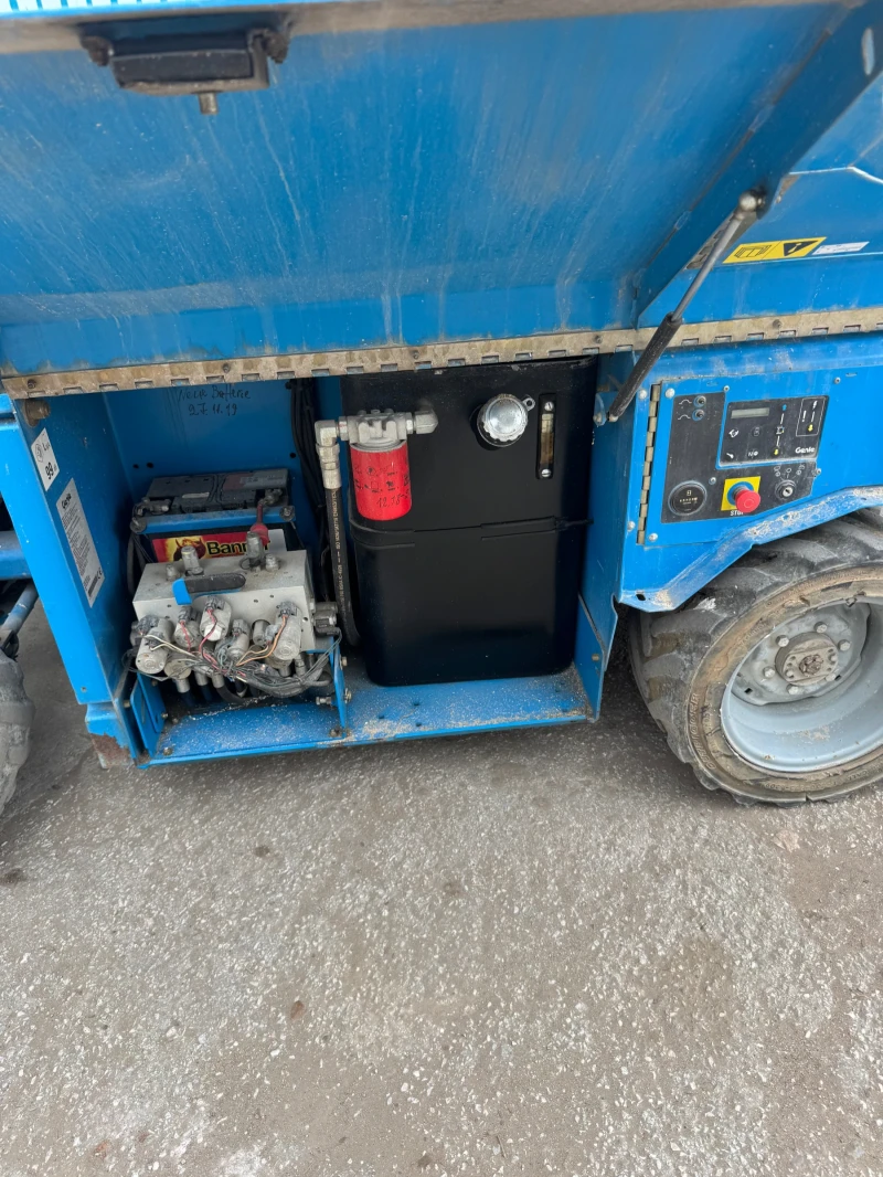 Автовишка Друга марка GENIE  GS3268, снимка 7 - Индустриална техника - 52297194