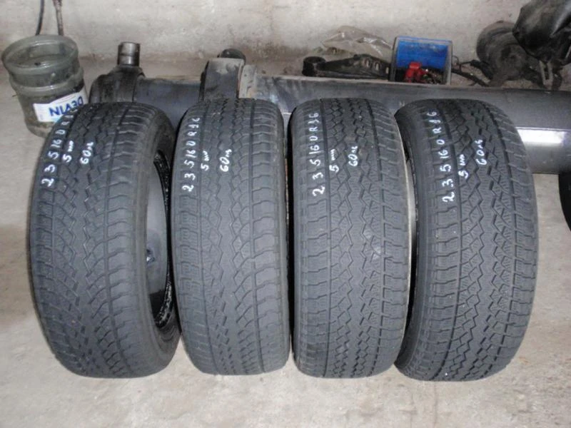 Гуми Всесезонни 235/60R16, снимка 2 - Гуми и джанти - 8899237