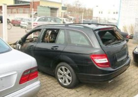 Mercedes-Benz C 220 W204, снимка 8
