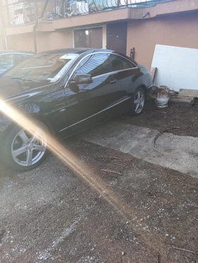 Mercedes-Benz E 200, снимка 2