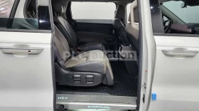 Kia Carnival ФАБРИЧНА ГАЗ | ХЕД ЪП | ПОДГРЕВИ+ ОБДУХВАНЕ, снимка 10