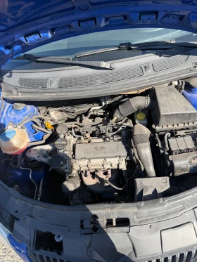 Skoda Fabia 1.2 климатик, снимка 9