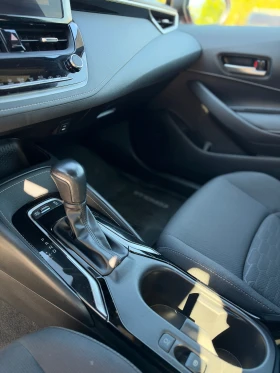 Toyota Corolla Hatchback SE  | Auto.bg — изображение 7